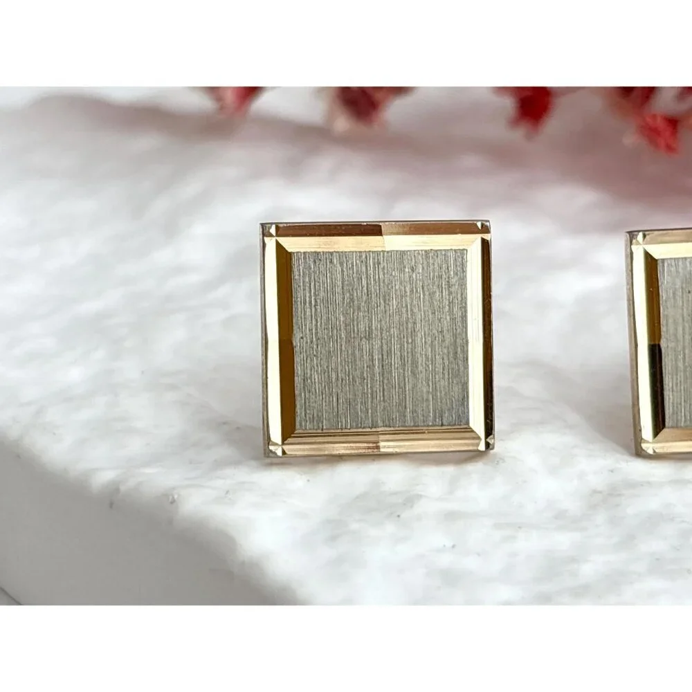 Rectangular Art Deco Inspired Textured 80's Retro Gold Toned Vintage Cuff Links